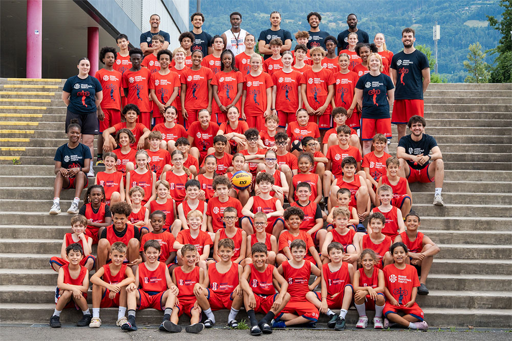 Photo d'équipe du George Basketball Camp 2025